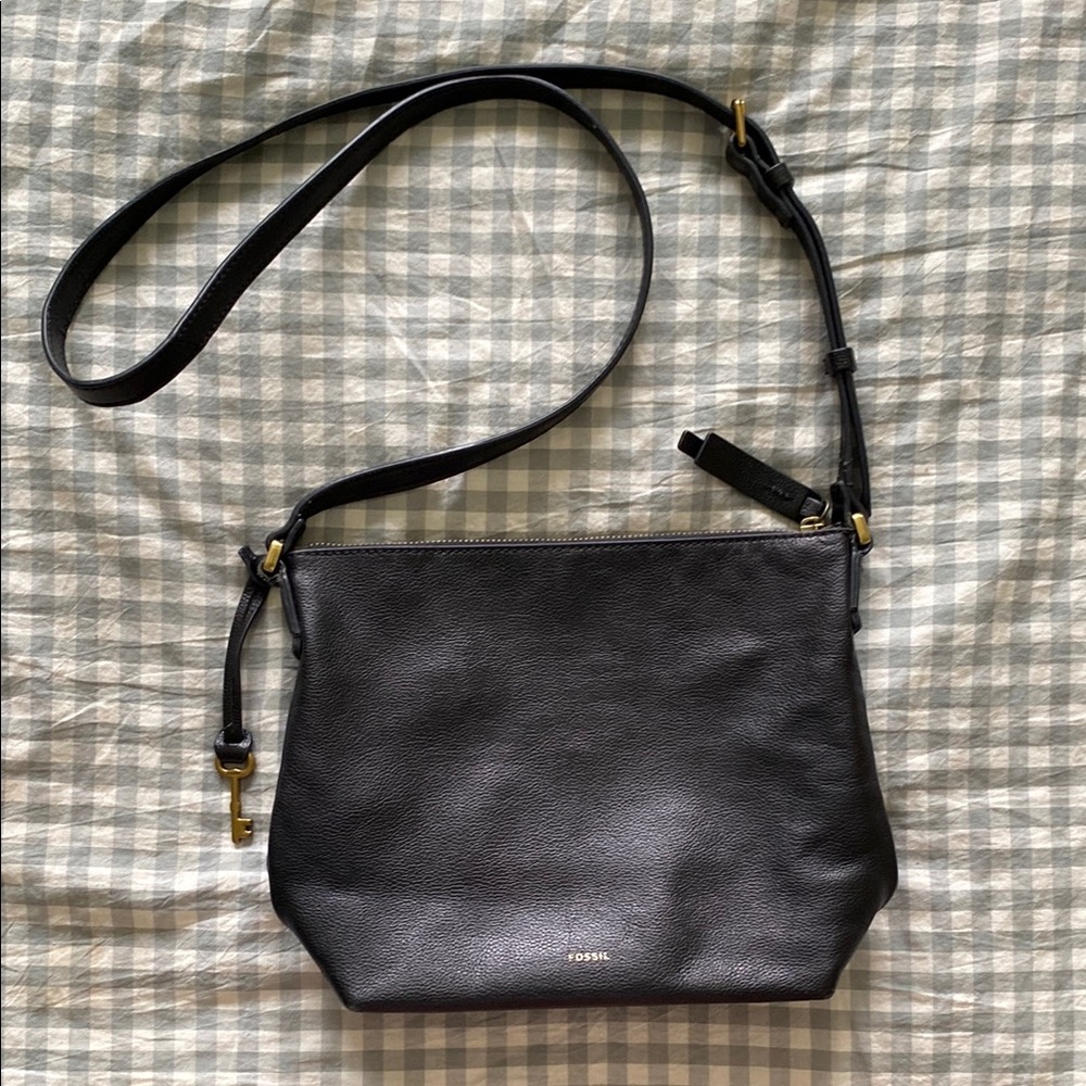 Fossil Black Leather Crossbody Bag with Gold Accents Purse